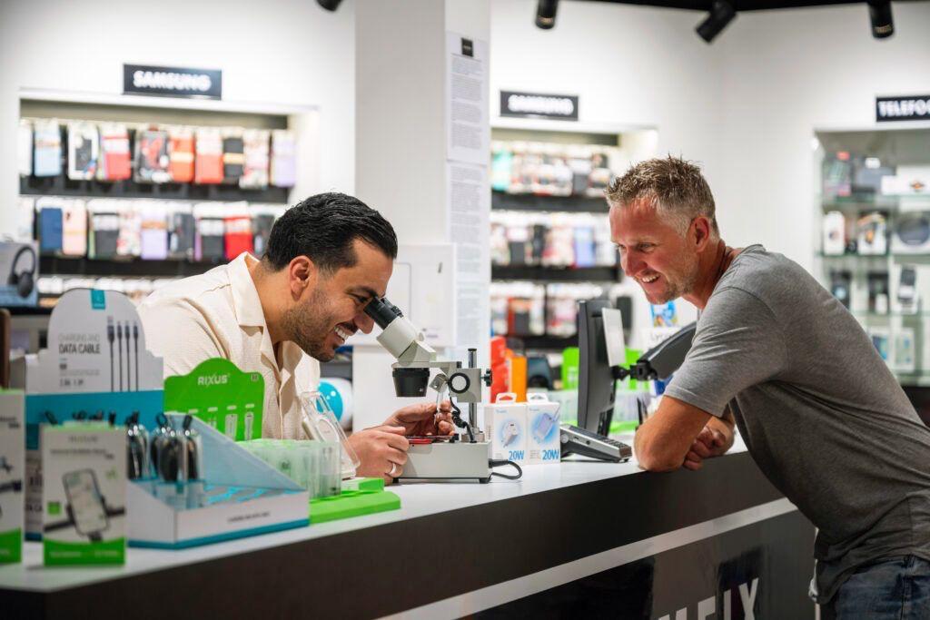 Welkom bij Telecomfix - Dé specialist in smartphone herstellingen
